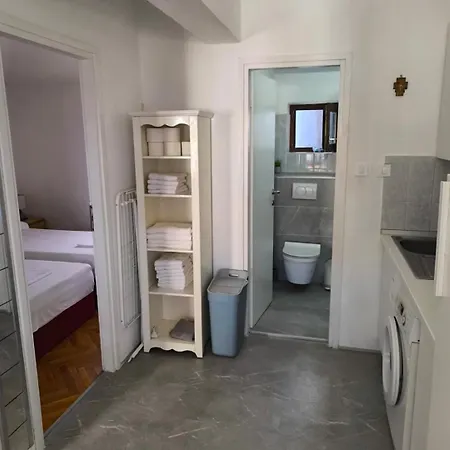 Appartement With Parking Space - 27879 *